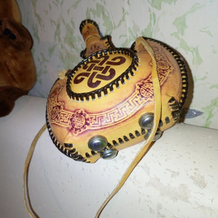 Монгольский бурдюк