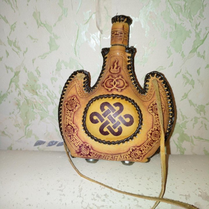 Монгольский бурдюк