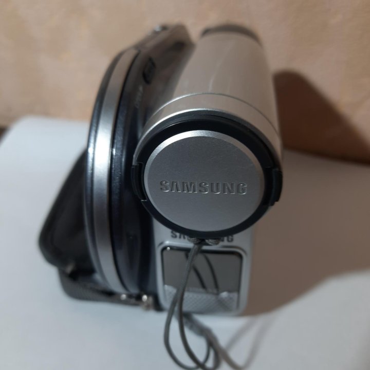 Видеокамера samsung VP-DC161i