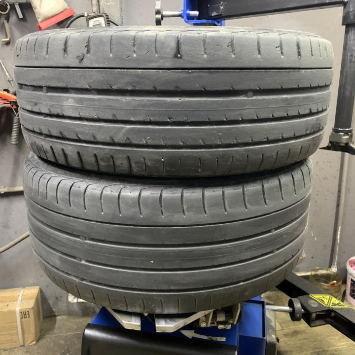 Yokohama 225/45 R18