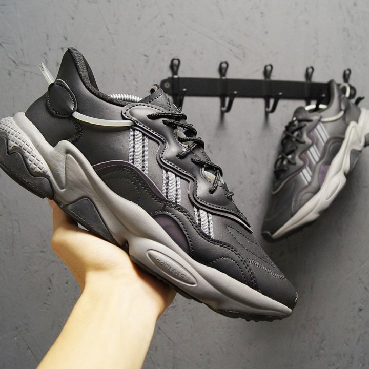 Кроссовки Adidas Ozweego