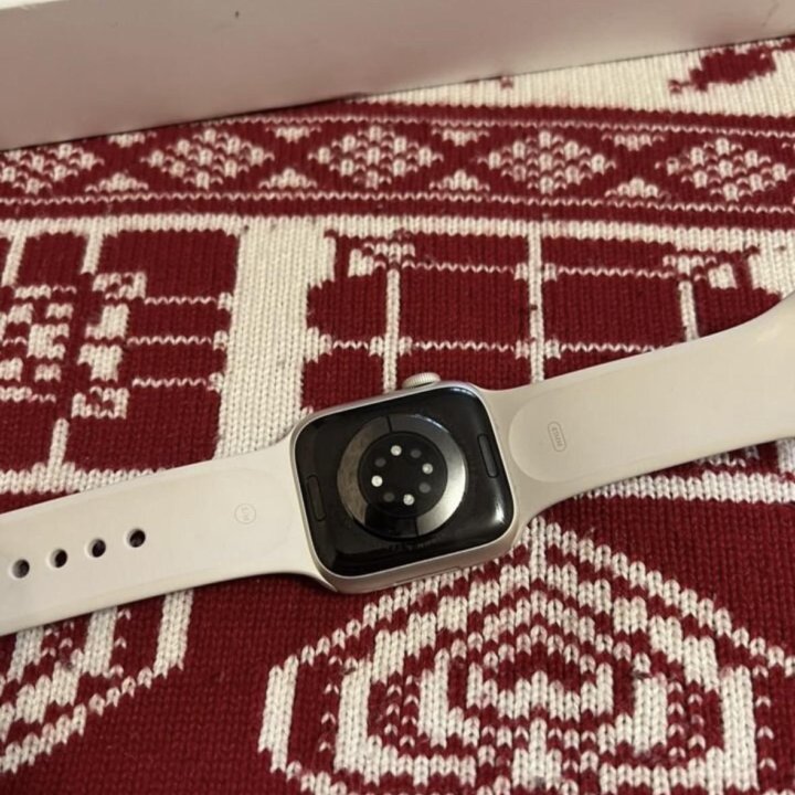 Apple Watch 8 41 Starlight