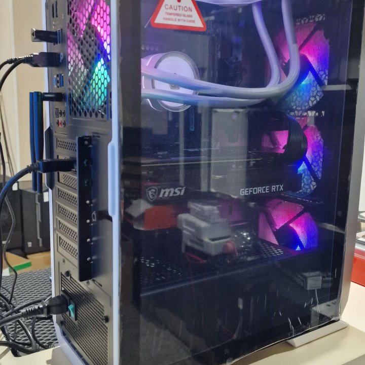 Gaming Xtreme i5-13600K+Z790 TX 3080 10gb