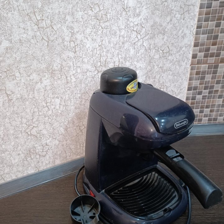 Кофемашина DeLonghi