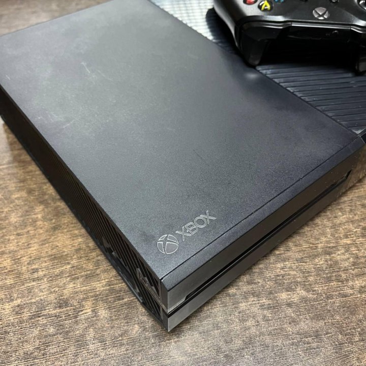 Приставка Xbox One 1Tb 1000gb Черный Матовый XOne