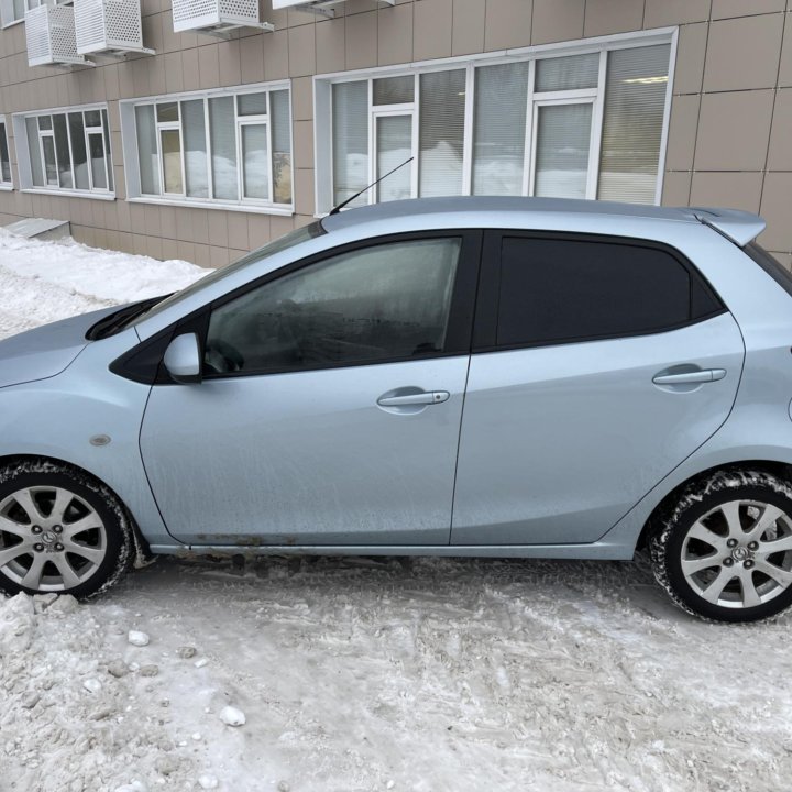 Mazda 2, 2008