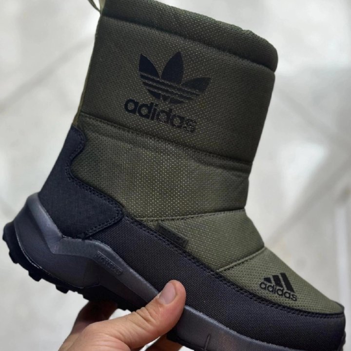 Дутики Adidas новые