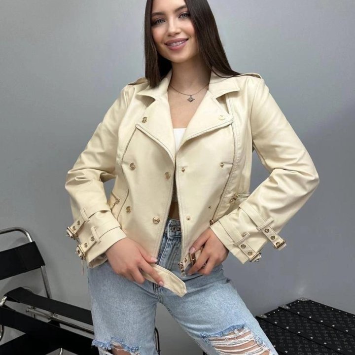 СТИЛЬНЫЕ КУРТКИ