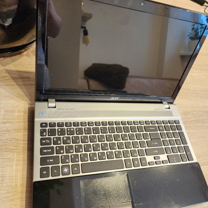 Acer V3-571g, core i7, 16gb, SSD, nvidia gt730m