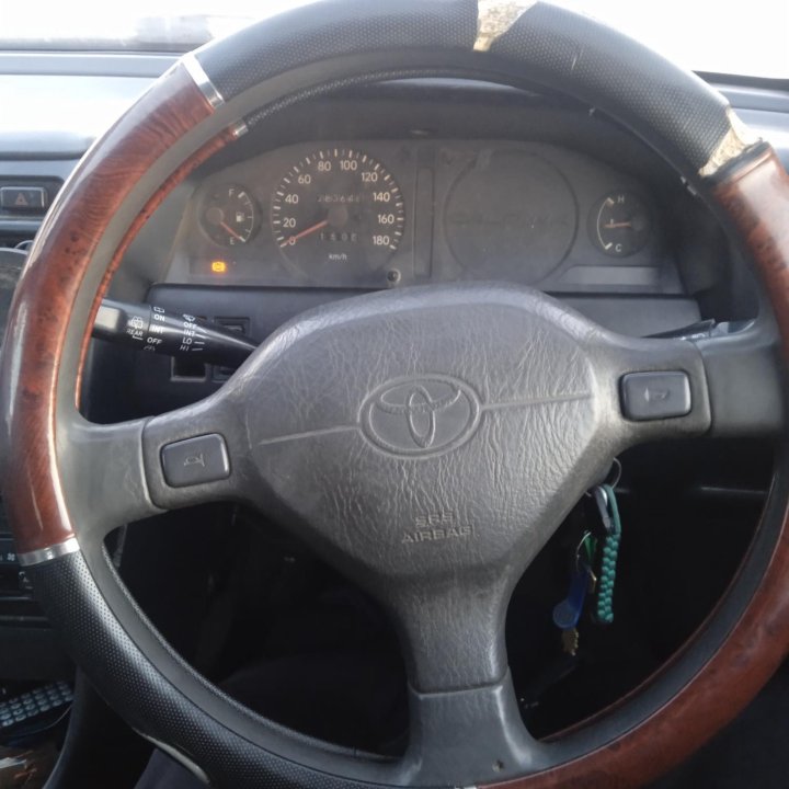 Toyota Caldina, 2002