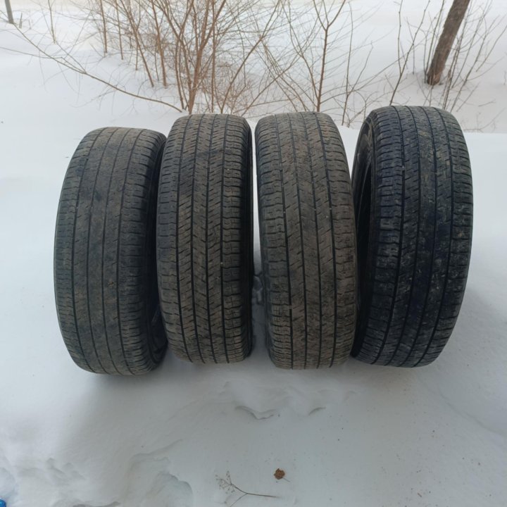 Yokohama Geolandar 225/65 r17