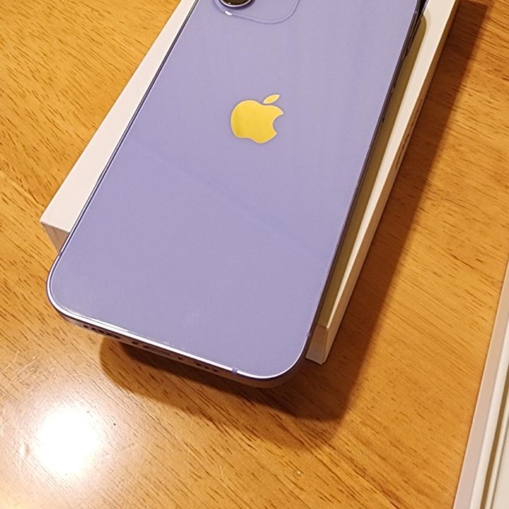 iPhone 12, 64 ГБ