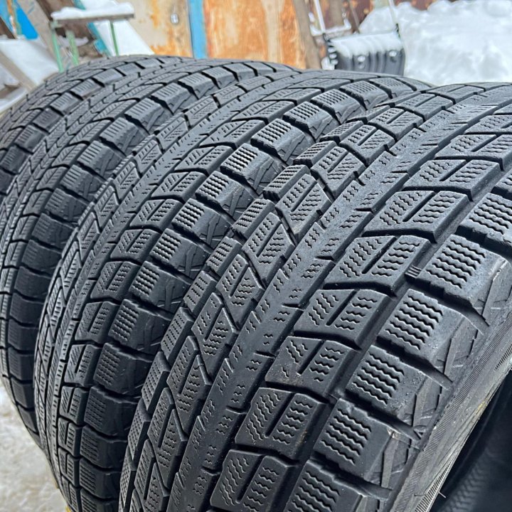 Зима Dunlор Wintеr Maхх SJ8 225/60 R17 99R