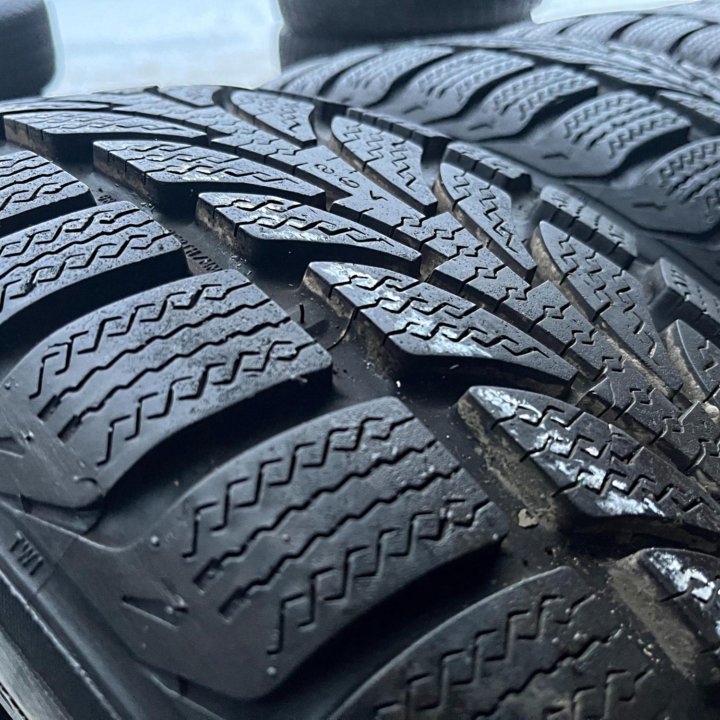 2 шт Зима Nokian WR 205/50 R17 93V +3 шт В подарок