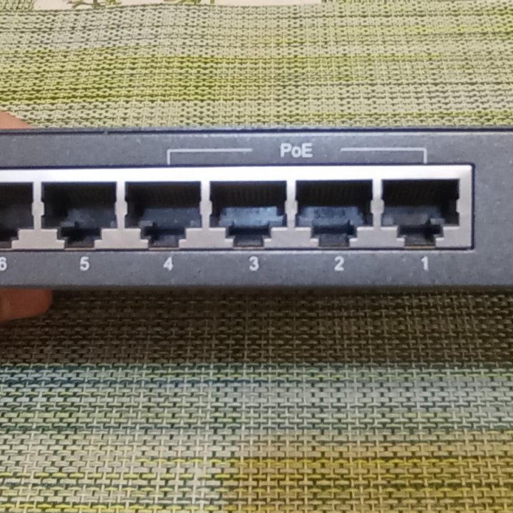 Коммутатор (PoE) TP-Link TL-SF1008P Ver.4.0