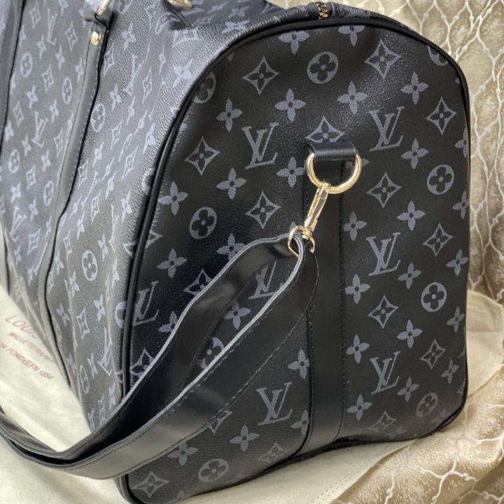 Дорожные сумки Louis Vuitton