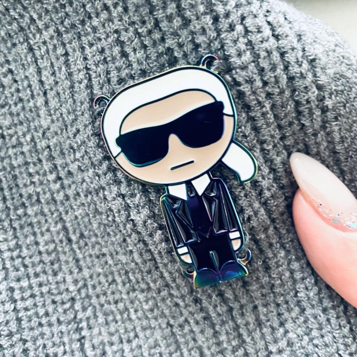 Шарф Karl Lagerfeld ( новый ,оригинал)