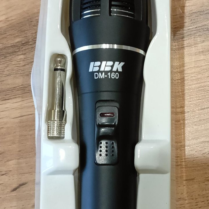 Универсальный микрофон BBK DM—160 новый
