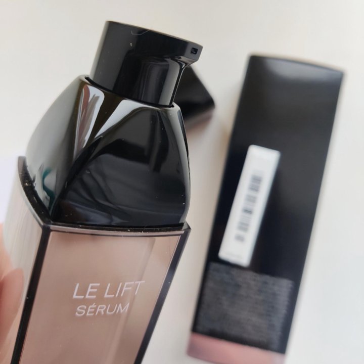 Сыворотка для лица Chanel Le Lift Serum