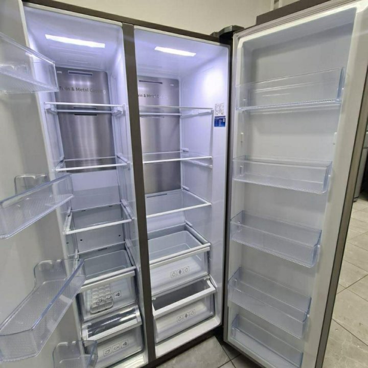 Холодильник side by side двухдверный