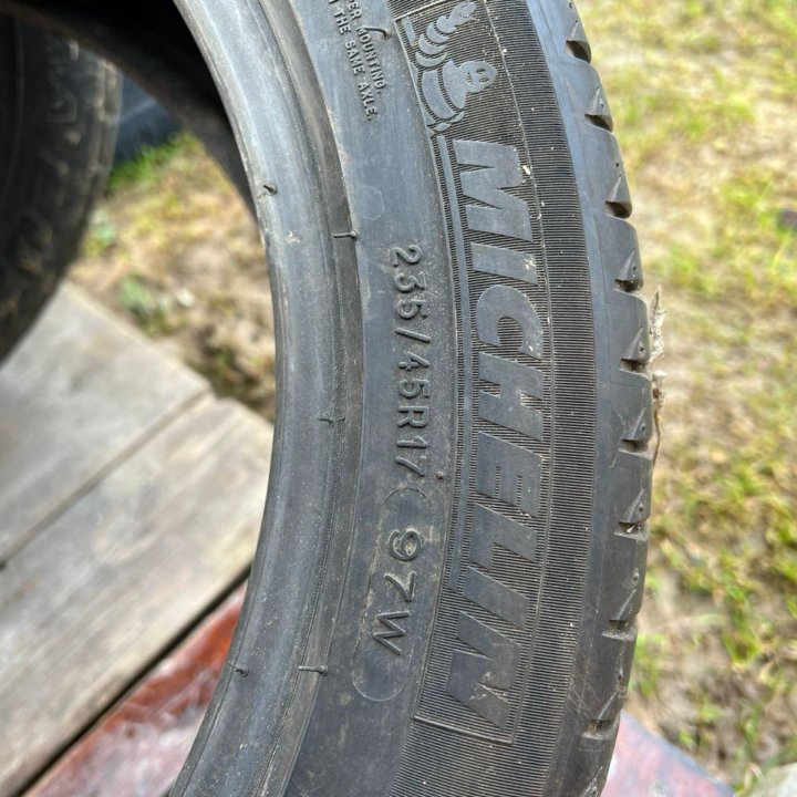 Шины Michelin Primacy 3, 235/45 R17