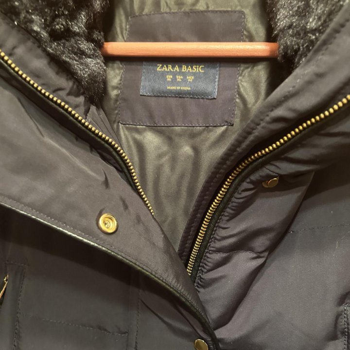 Стильный пуховик т.синий XL бренд Zara