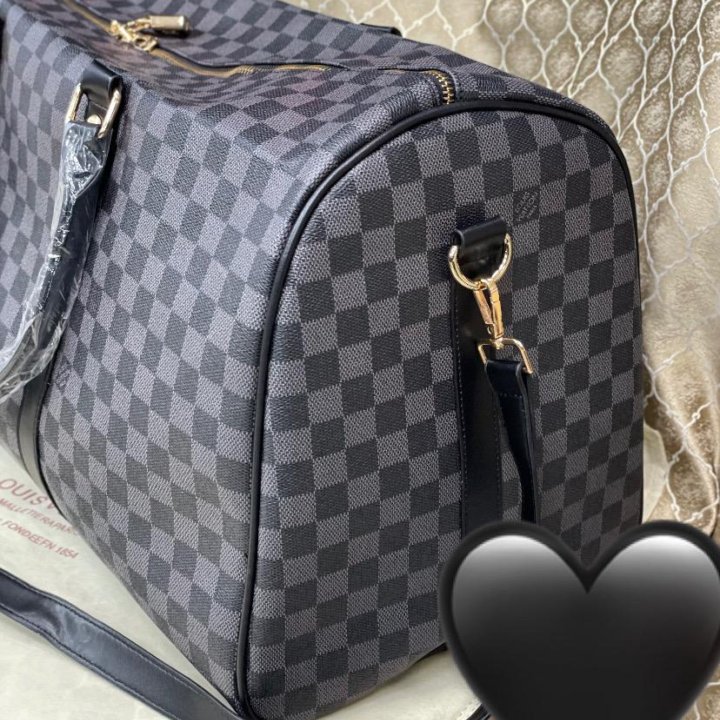 Спортивные (дорожные) сумки Louis Vuitton