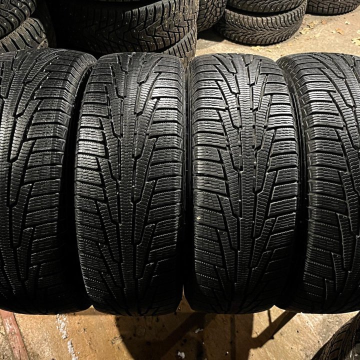 Зима Nokian Nordman RS2 SUV 215/65 R16 102R