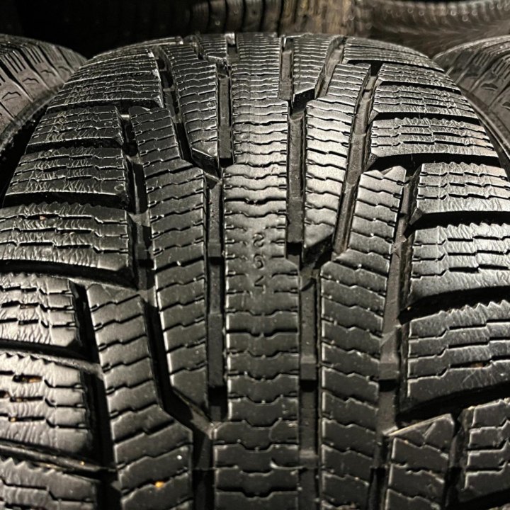 Зима Nokian Nordman RS2 SUV 215/65 R16 102R