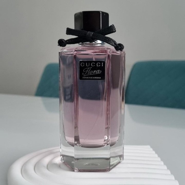 Gucci Flora by Gucci Gorgeous Gardenia духи парфюм