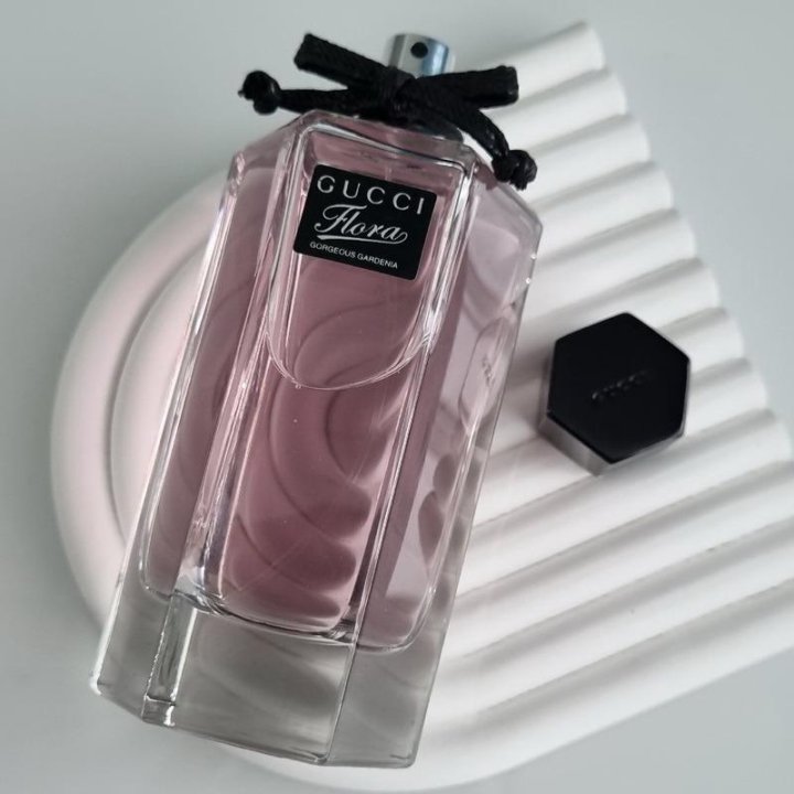 Gucci Flora by Gucci Gorgeous Gardenia духи парфюм