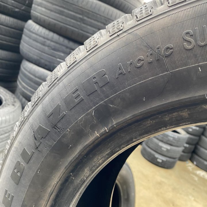 225/60 R17 Sailun Ice Blazer Arctic SUV