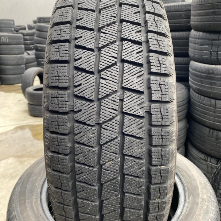 225/60 R17 Sailun Ice Blazer Arctic SUV