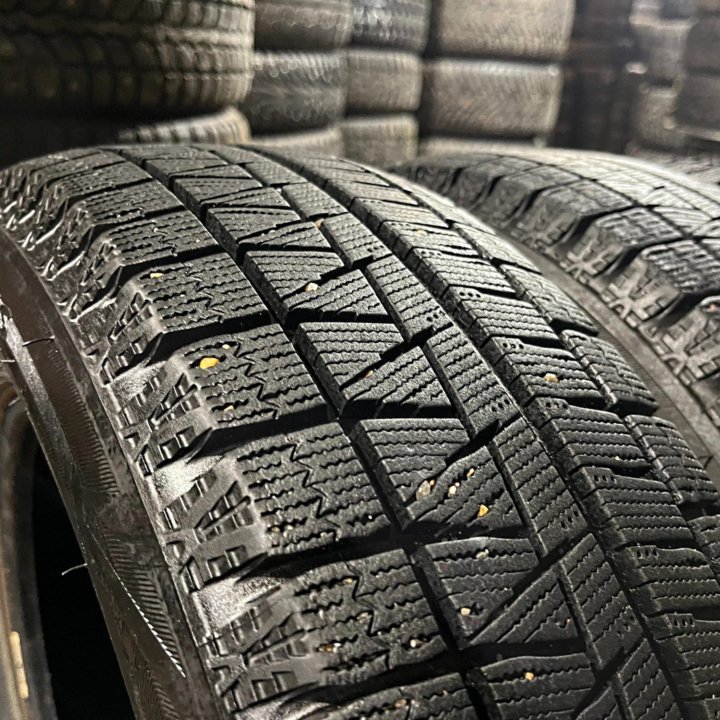 Зима Вridgestonе Blizzak RЕVO GZ 175/65 R14 82S