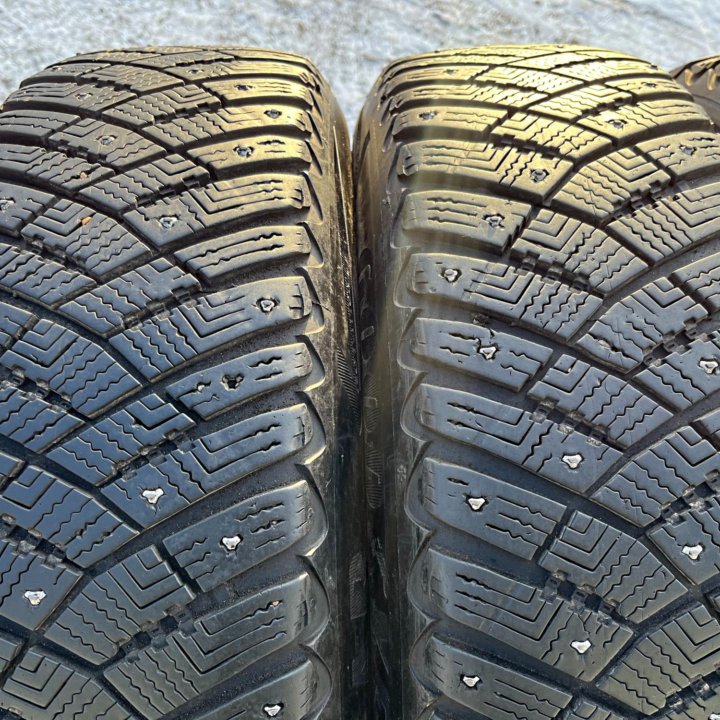 Зима GoodYear 185/65 R15 Диски 4x100 D60.1 ET45