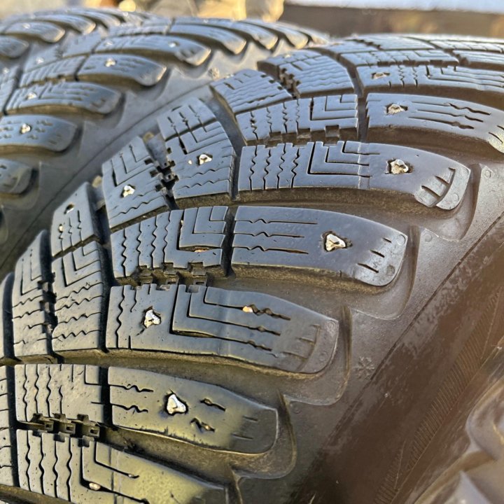 Зима GoodYear 185/65 R15 Диски 4x100 D60.1 ET45