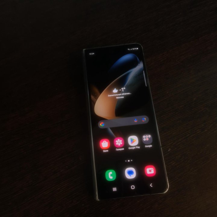 Samsung Galaxy Z Fold 4