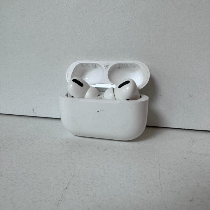 Беспроводные наушники Airpods Pro