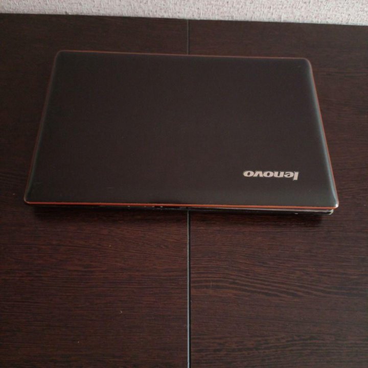 Lenovo Y570 в разбор