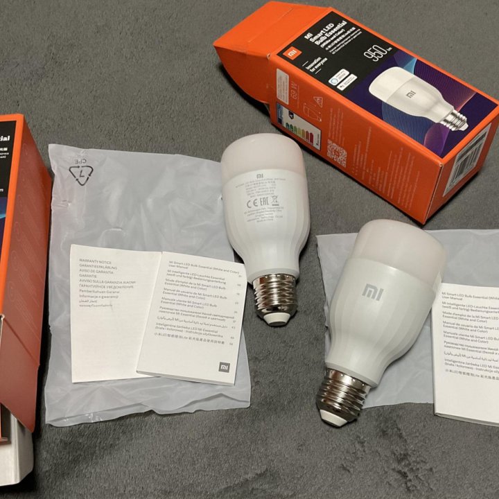 Умная лампа Mi SMART LED Bulb Essential