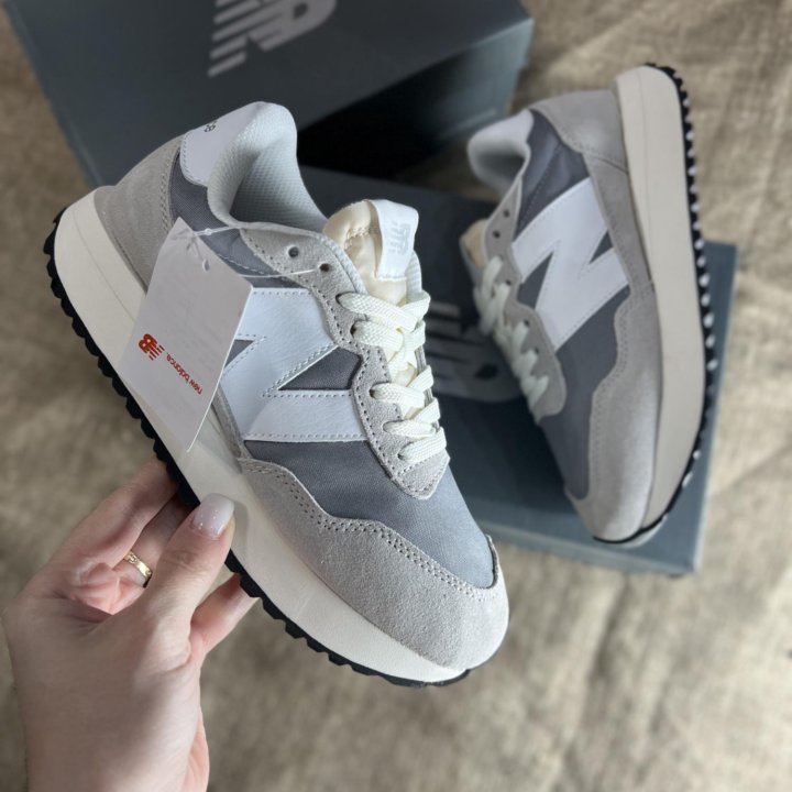 Кроссовки new balance