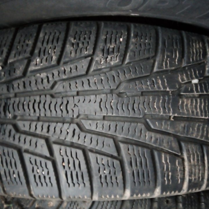 Шины зимние Nokian Nordman RS2 205/60/R16 2шт.