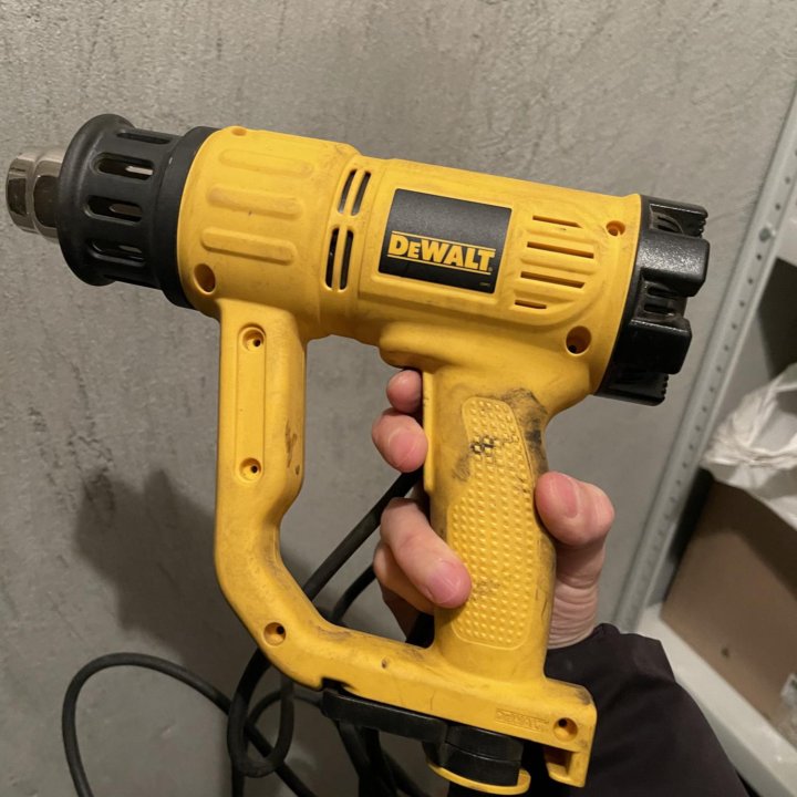 Фен строительный dewalt D26411