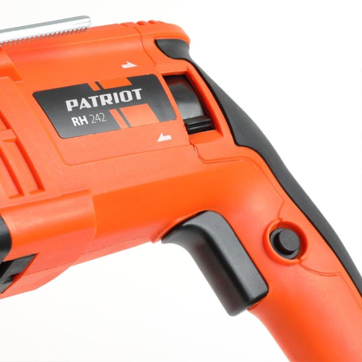 Перфоратор Patriot RH242 720Вт 1,9Дж