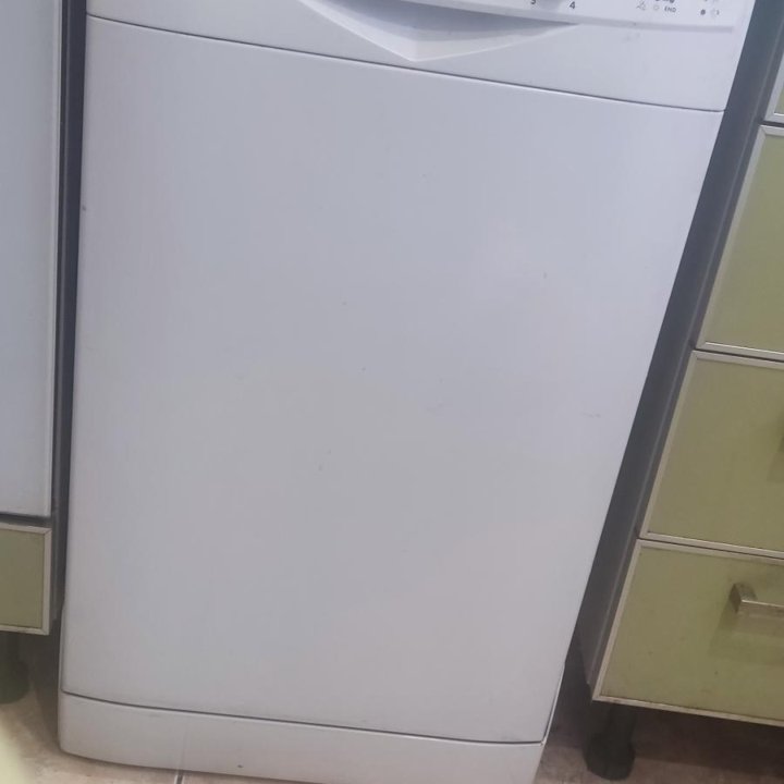 Посудомоечная машина Indesit 45 см