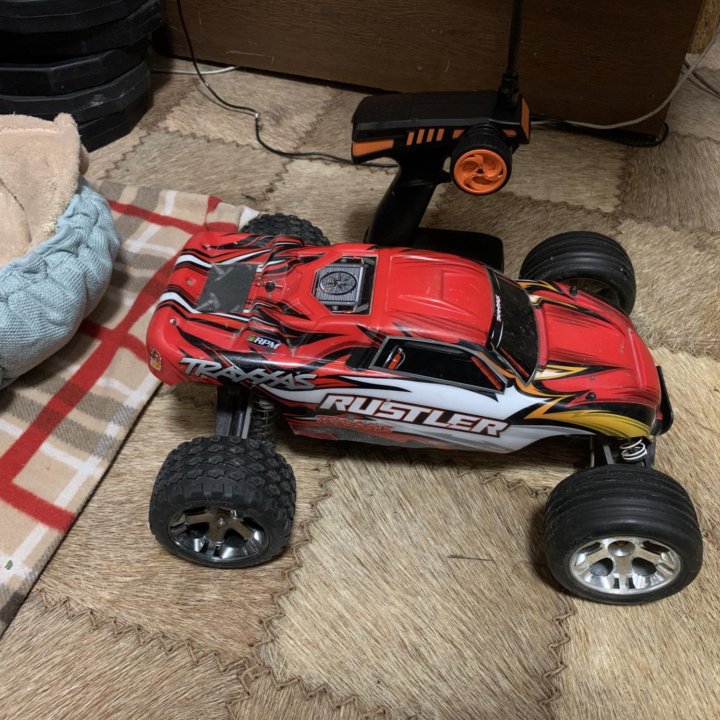 RC машинка traxxas