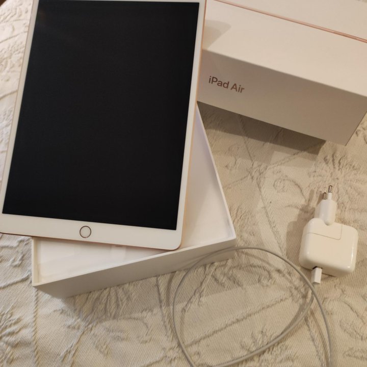 Ipad Air 3 64Gb WiFi золотой