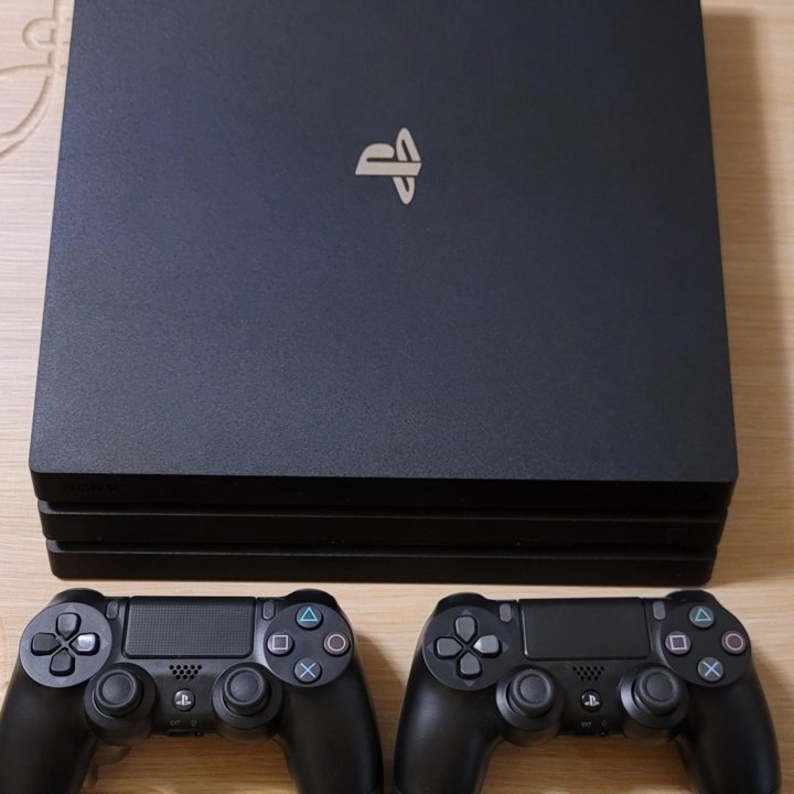 PS4 PRO +2 геймпада + 750 игр в подарок Гарантия!