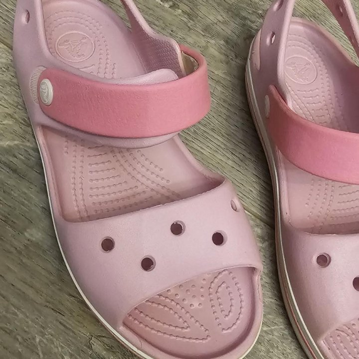 Crocs 3 сандалии