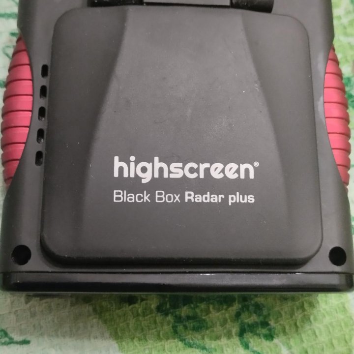 Видеорегистратор:haghscreen.Radar plus